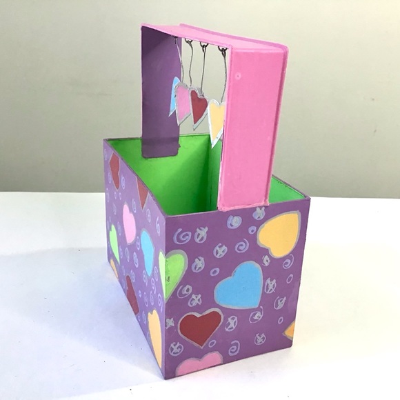 Vintage Tin Metal Basket Caddy Container Colorful Hearts Design Dayton Hudson - Picture 2 of 6